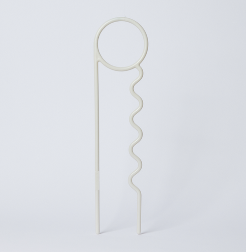 LUCKY YOUNG THINGS PLANT PIN - MILKY